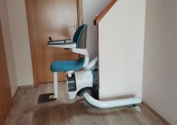 Schodišťová sedačka Flow X